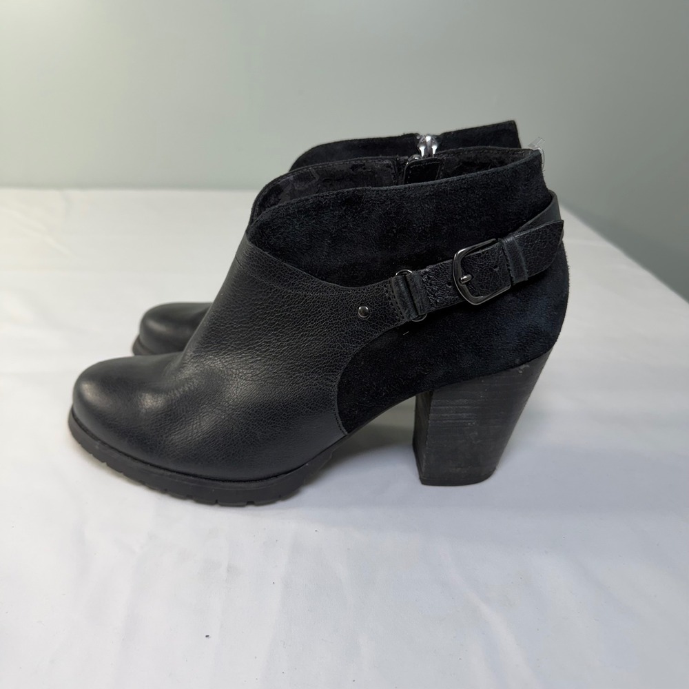 Clarks Artisan Black Leather Suede Ankle Boots Buckle Block Heel Womens 7.5